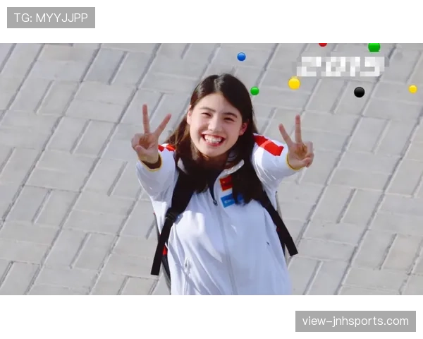 袁悦居然是真实版“冰山美人”,私下却能把朋友圈变成饭局现场? 袁悦居然是真实版“冰山美人”,私下却能把朋友圈变成饭局现场?